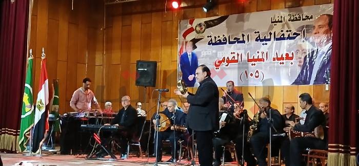 على وقع الطبول والأغاني الوطنية.. المنيا تحتفل بالعيد القومي (صور)