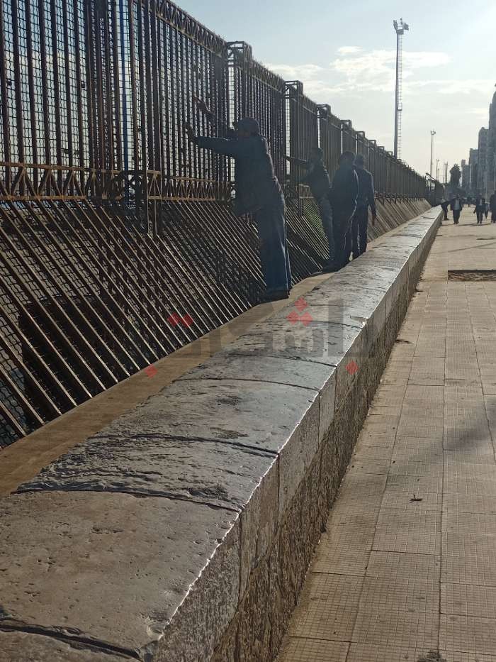 إصلاحات "ديليسبس" تستقبل المكتبة العائمة