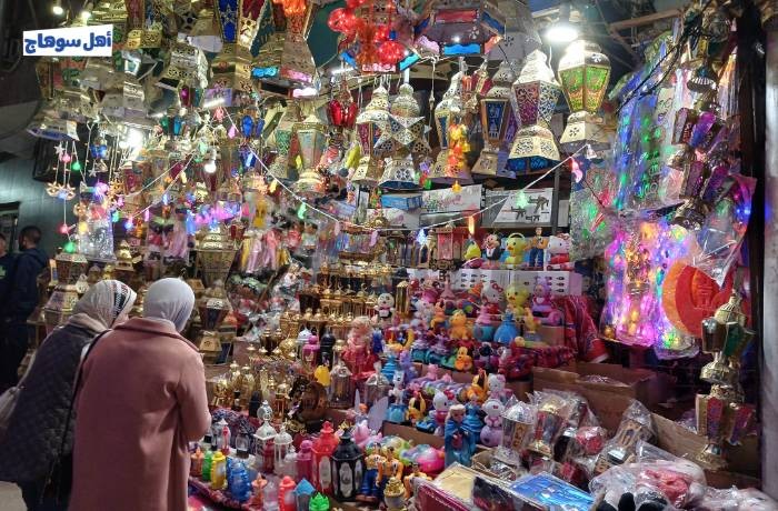 سعره يصل إلى 600 جنيه.. قطار الأسعار يدهس فوانيس رمضان