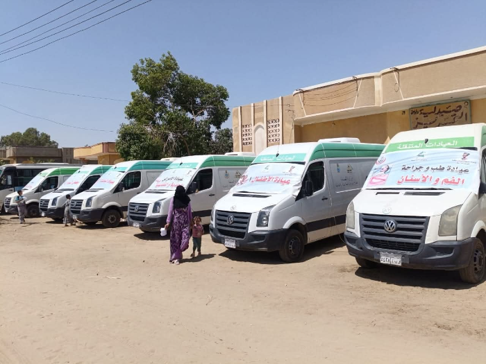 قافلة طبية للكشف المبكر وتوفير العلاج المجاني في المنيا