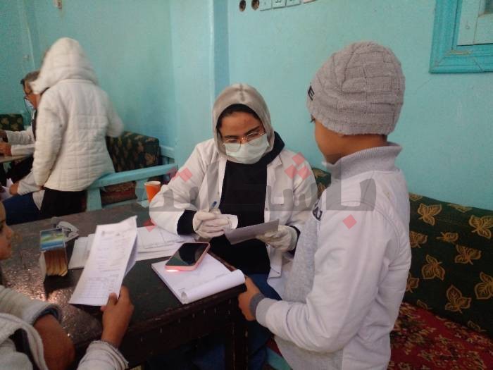 ضمن مبادرة "أطفال أصحاء".. قافلة طبية في مدينة "ناصر"