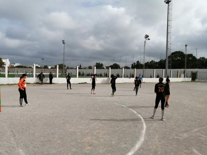 نشاط رياضي وترفيهي بدار شباب منزل بوزلفة