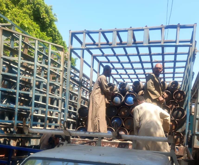 اختفاء الملاذ الأخير.. أزمة أنابيب الغاز تحاصر أهالي السد العالي