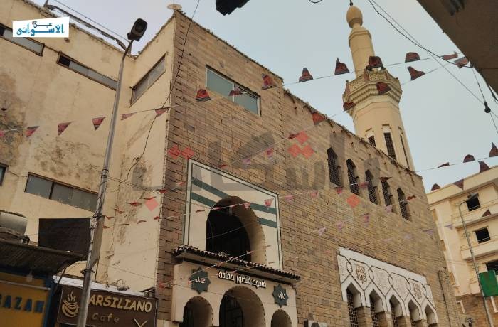 بتبرعات أهل أسوان مسجد "منصور حمادة" يحتضن مُحبيه