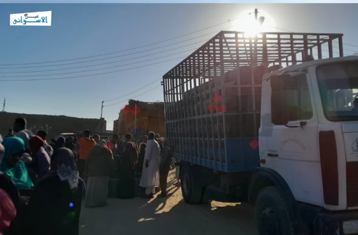 الشعلة الأخيرة.. نقص أسطوانات الغاز ينعش السوق السوداء بأسوان