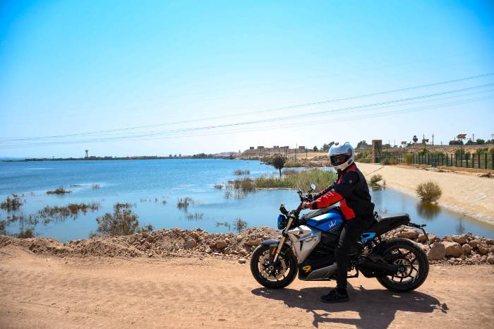 في رحلته للتوعية بـ"الُمناخ".. "علي عبده": انطلقت من "أبو سمبل" تيمنا بقصة إنقاذه