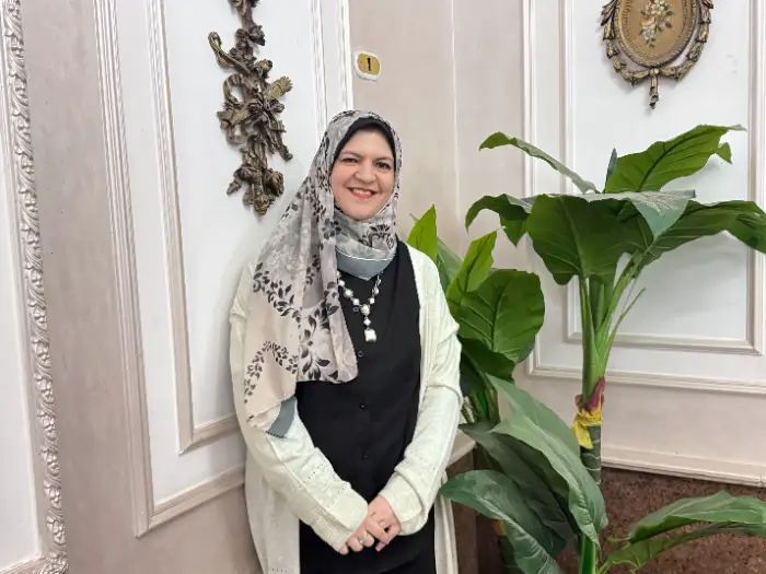 "شيرين شحاتة" كاتبة تسخّر قلمها لدعم مريضات سرطان الثدي