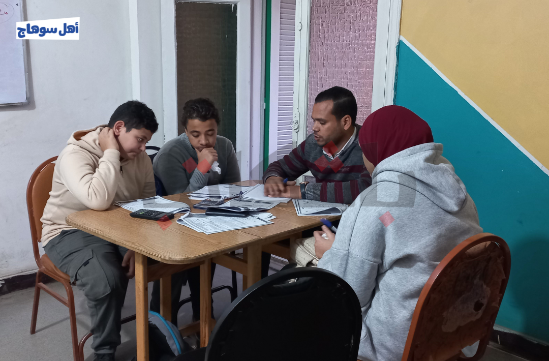 مساحات العمل المشتركة بسوهاج.. "مُذاكرة خمس نجوم"