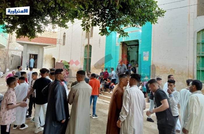 العيد يبدأ في زاوية سلطان بالصلاة وإطلاق الصواريخ