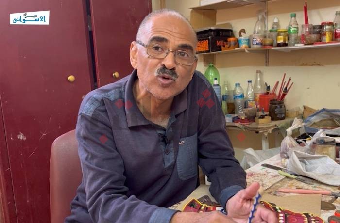 فانوس الأركيت.. الصبر مفتاح تعلم الحرفة