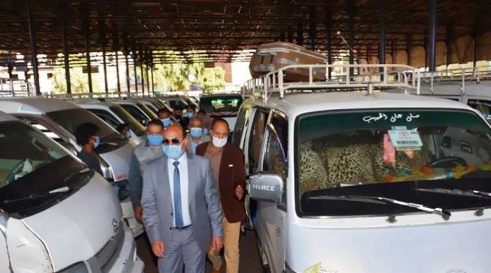 500 جنيه.. غرامة رفع اجرة الميكروباص بـ"أسوان"