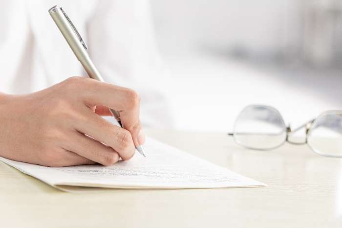 تسريب امتحان الفلسفة لطلاب البكالوريا.. والوزارة: نبحث الأمر