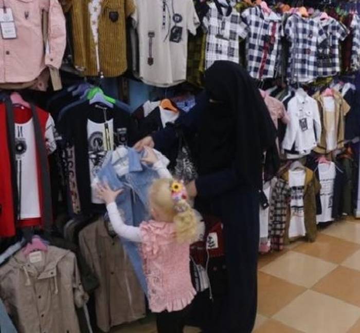 أولويات الأسرة.. ملابس العيد أم حجز الدروس الخصوصية