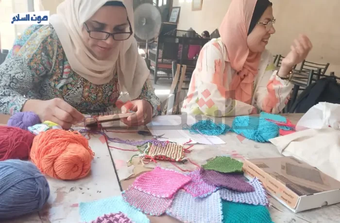 بيت السناري يختتم  ورشة نول النسيج